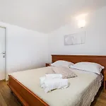 Seaside Secluded Lavdara, Dugi Otok - 435 סאלי