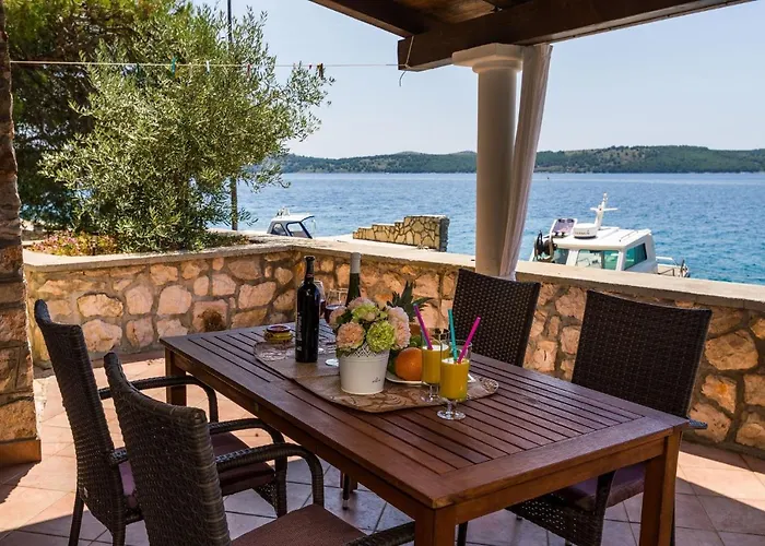 Seaside Secluded Lavdara, Dugi Otok - 435 Апартаменты *
